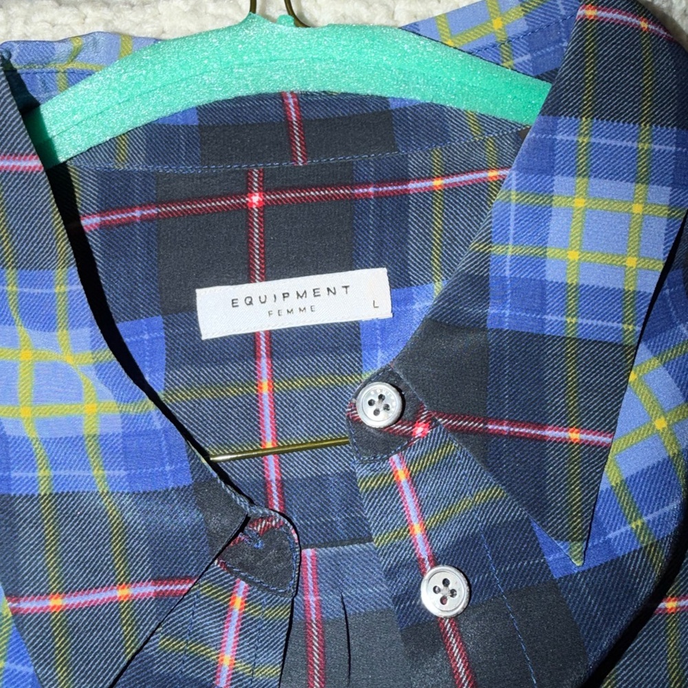 Equipment Blouse 100% Silk - Picture 2 of 3